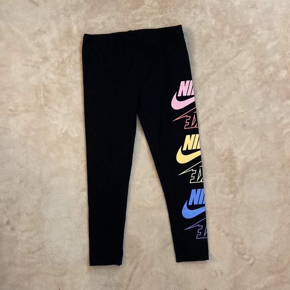 Nike Girls Outfit Size 6 - Picture 4 of 7